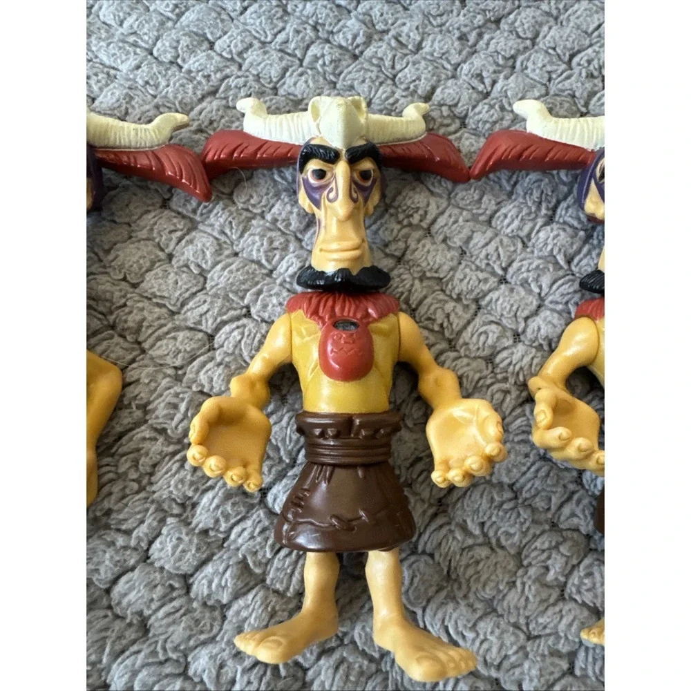 4 Tak and the Power of the Juju Tlaloc Shaman Action Figure McDonalds Toy 2005